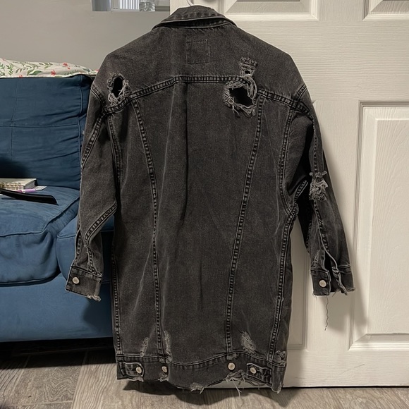Zara distressed denim jacket - Picture 9 of 9